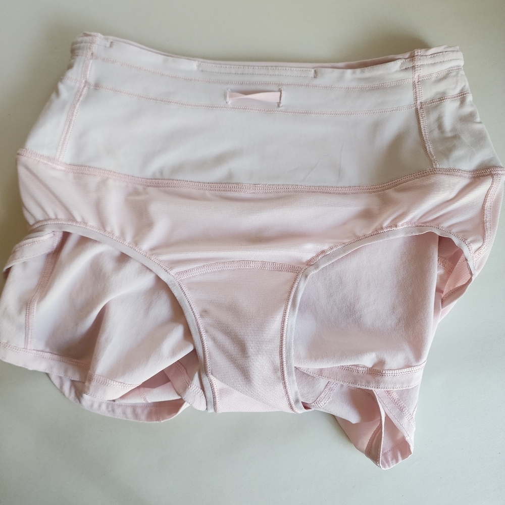 Lululemon Speed Up High-Rise Lined Short 2.5" Flush Pink Active Shorts - Picture 11 of 16